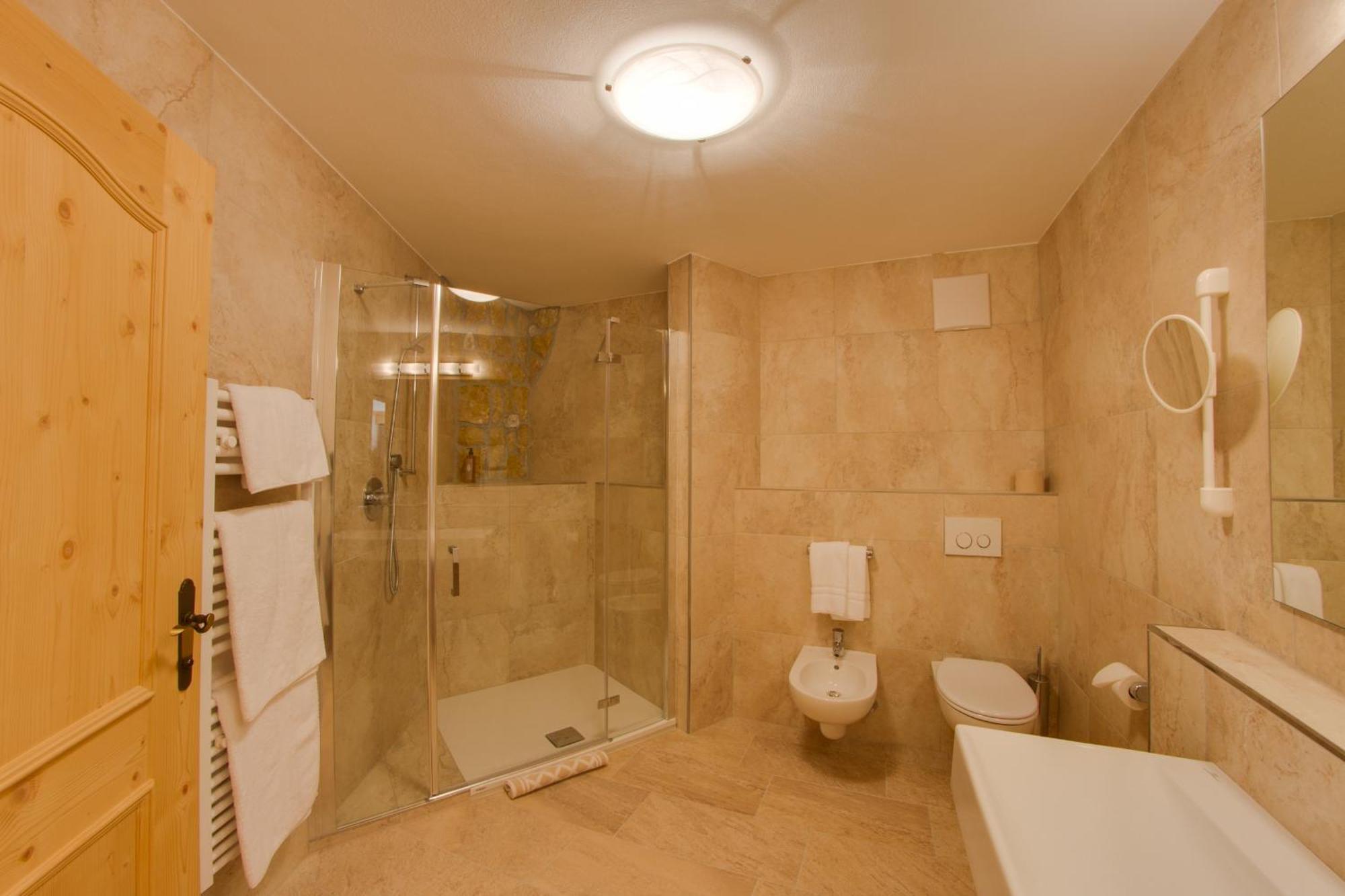 Dorfhotel Beludei Santa Cristina Val Gardena Quarto foto